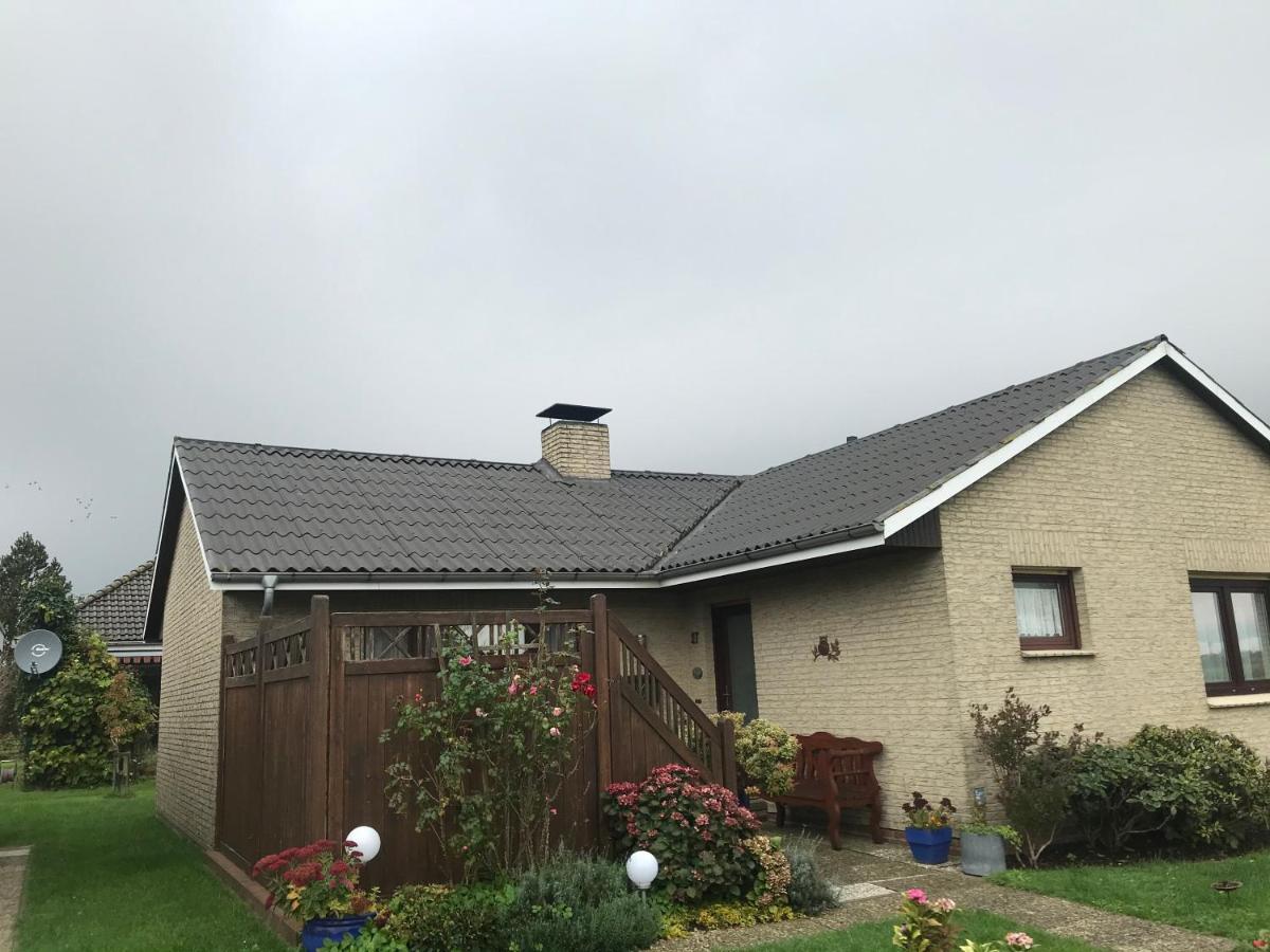 Gemuetliches Ferienhaus Hinterm Deich Nordstrand Exterior foto