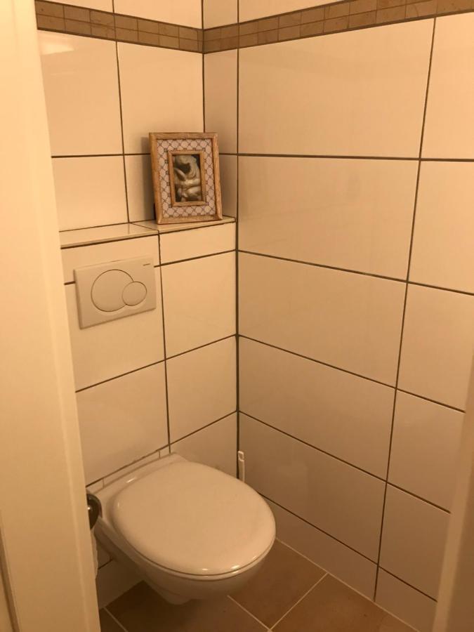 Gemuetliches Ferienhaus Hinterm Deich Nordstrand Exterior foto